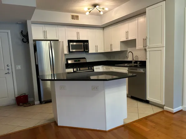1021 N Garfield St, Arlington, VA 22201