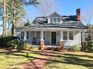 461 Rappahannock Ave, Urbanna, VA 23175