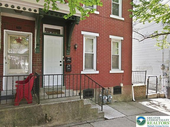 5th image of 247 W Fairview St