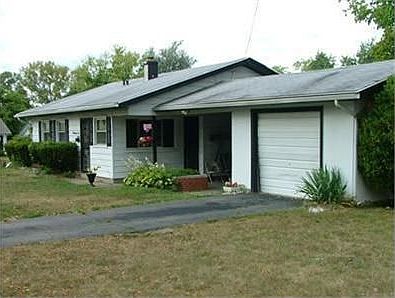4th image of 2105 Deering Ave