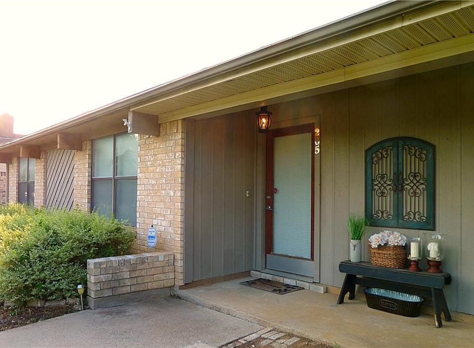 1st image of 205 Stony Creek Dr