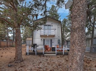 170 Wabash Ln, Sugarloaf, CA 92386