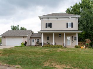 410 E Washington St, Monroe, IA 50170