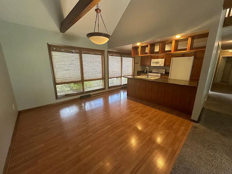 1795 Forest Lake Dr SE — Photo 9
