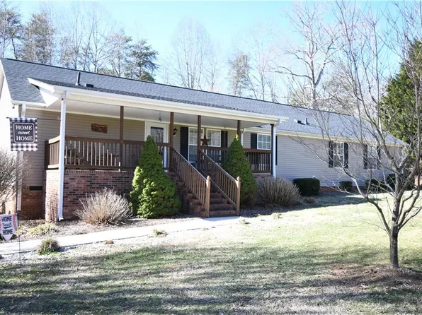 1037 Frans Rd, Westfield, NC 27053