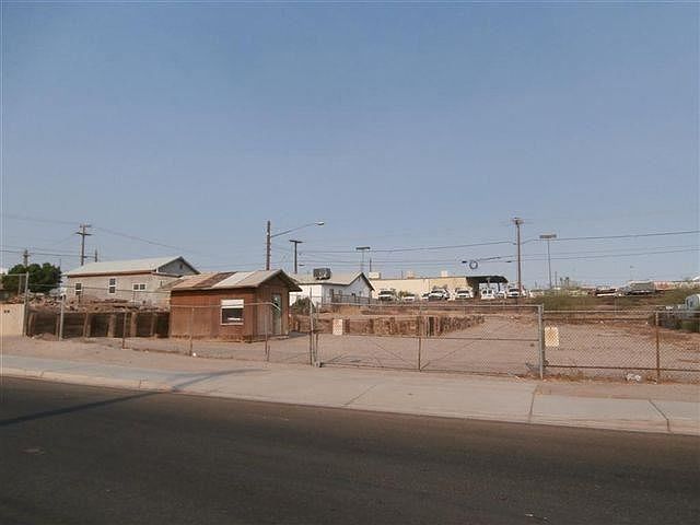 1st image of 980 S 1st Ave