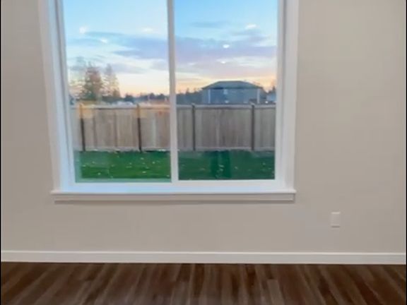 5th image of 8508 52nd Pl NE