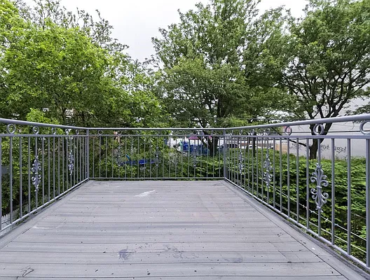 Rented by Arvik Group Real Estate | media 22