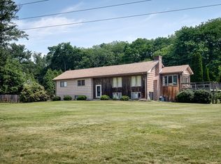 12 Wakeland Rd, Dover, MA 02030