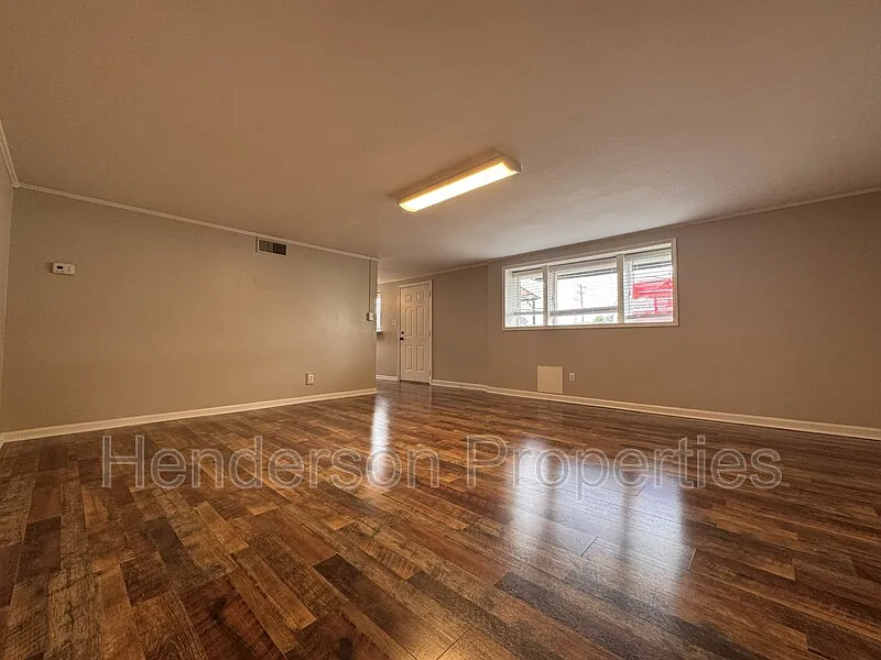 2 bed, 1.0 bath, 788 sqft, $1,250 — Photo 3
