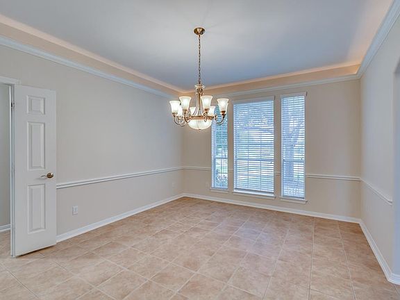 4th image of 2427 Havencrest Ct