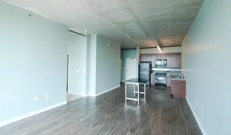 1407 S State St — Photo 1