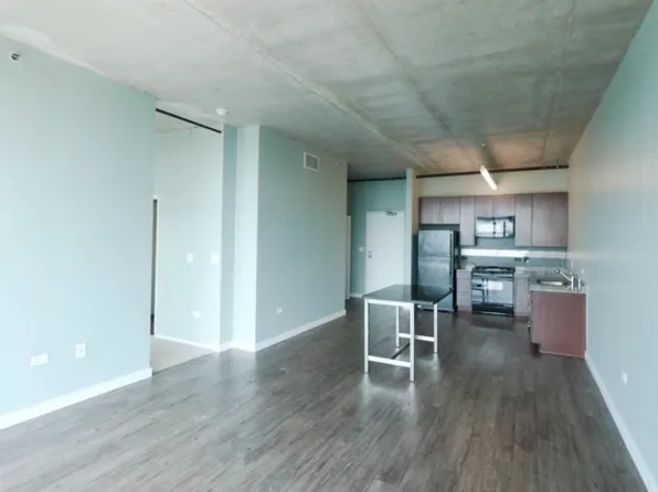1407 S State St, Chicago, IL 60605