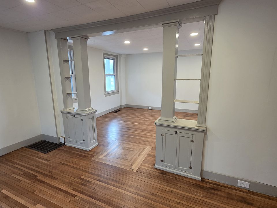 1st image of 104 N 21st St