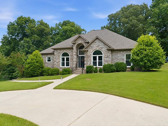 3rd image of 6717 Clear Creek Cir
