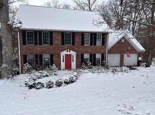 22 Briarcliff Dr, Huntington, WV 25704