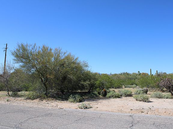 3rd image of 1960 W Dawn Dr #1