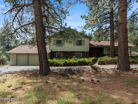 2nd image of 4301 Meadow Wood Rd