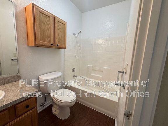 3rd image of 400 Glade Rd APT 602