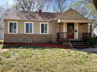 839 N Ridgewood Dr, Wichita, KS 67208