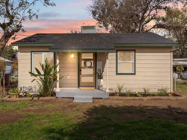 1078 E Poplar Avenue, Porterville, CA 93257