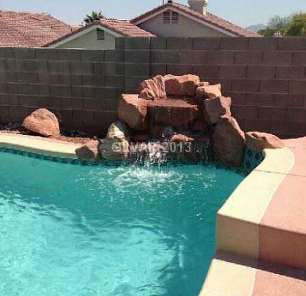 3rd image of 1216 W Nugget Creek Dr
