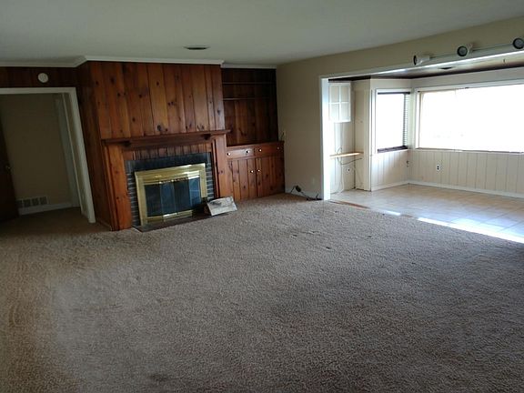 4th image of 12168 N Lakeshore Dr