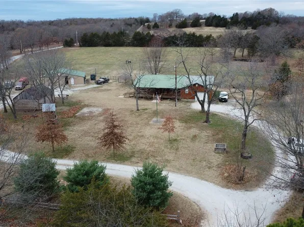 5174 Farm Road 2280, Seligman, MO 65745