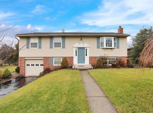 8 Curtis Rd, Kutztown, PA 19530