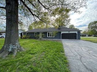 411 George St, Marshfield, MO 65706