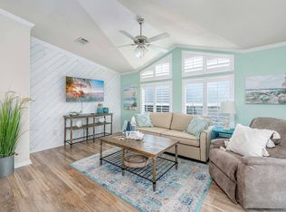 537 Indian Pkwy N, Fort Myers Beach, FL 33931
