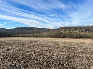Central Rd NW, Strasburg, OH 44680