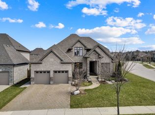 2348 Meadowlands Way, London, ON N6G 5L8