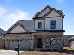 2127 Sevenbark Br SW, Huntsville, AL 35802
