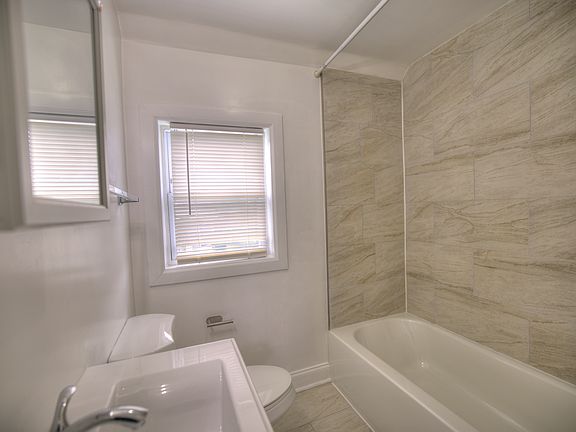 5th image of 1405 N Decker Ave #2