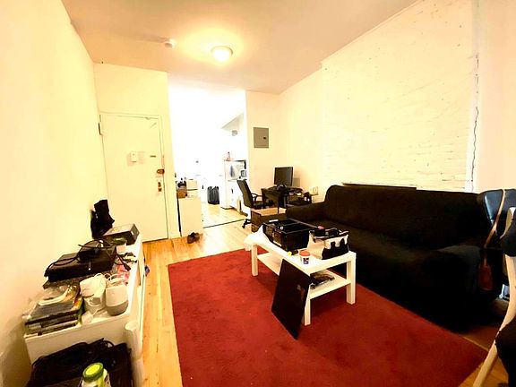 3rd image of 227 E 5th St #3RR