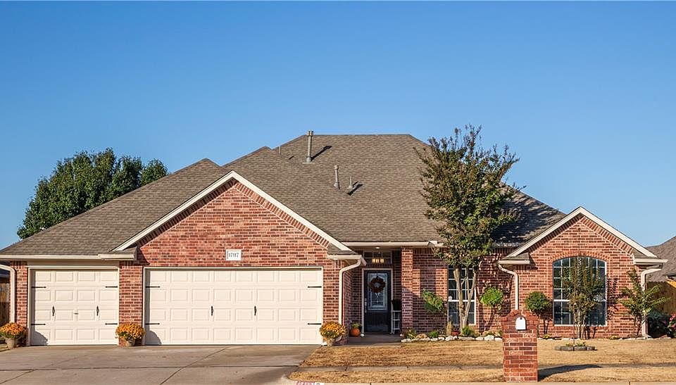 1st image of 17117 Gladstone Ln
