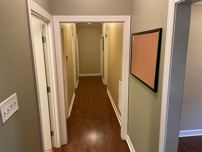 1003 S Maple St — Photo 11