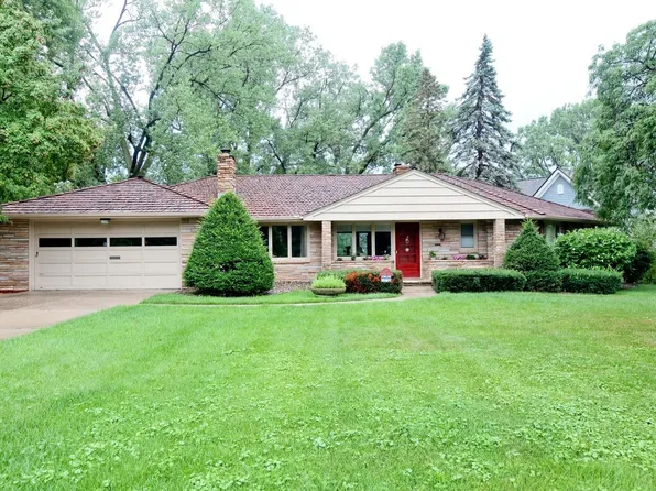 97 Woodland Cir, Edina, MN 55424