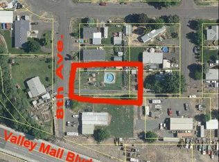 2205 S 8th Ave, Yakima, WA 98903