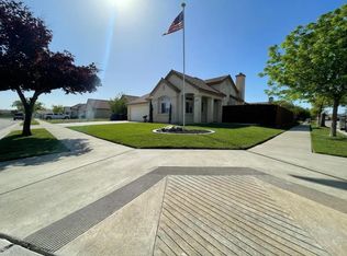 1595 Homestead Way, Lemoore, CA 93245