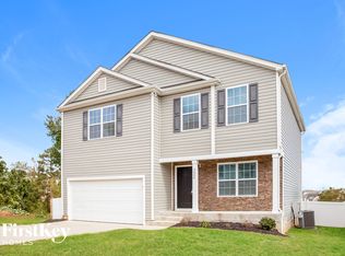 2924 Heather Ridge Rd, Dallas, NC 28034