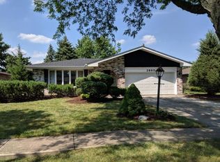 2980 Spring Green Dr, Darien, IL 60561