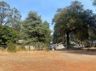 12039 Old Oregon Trl, Redding, CA 96003