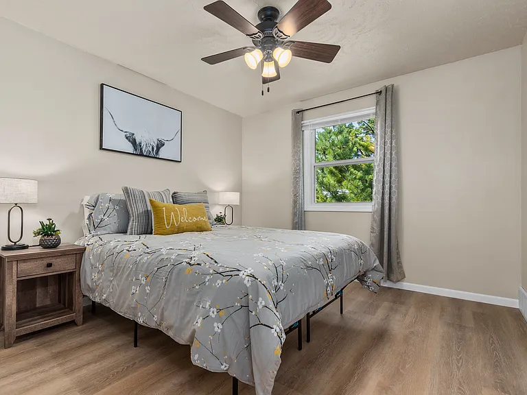 2703 N Helen St #2703 — Photo 12