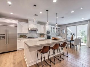 122 Hollow Tree, Irvine, CA 92618