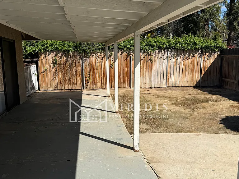 1304 La Puente Dr — Photo 28
