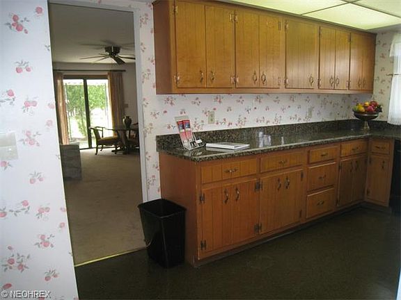 5th image of 7778 Coachman Ct