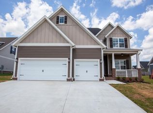 902 Westminster St, Cave Springs, AR 72718