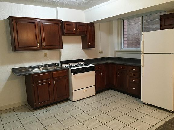 5th image of 14921 Lake Ave APT 11